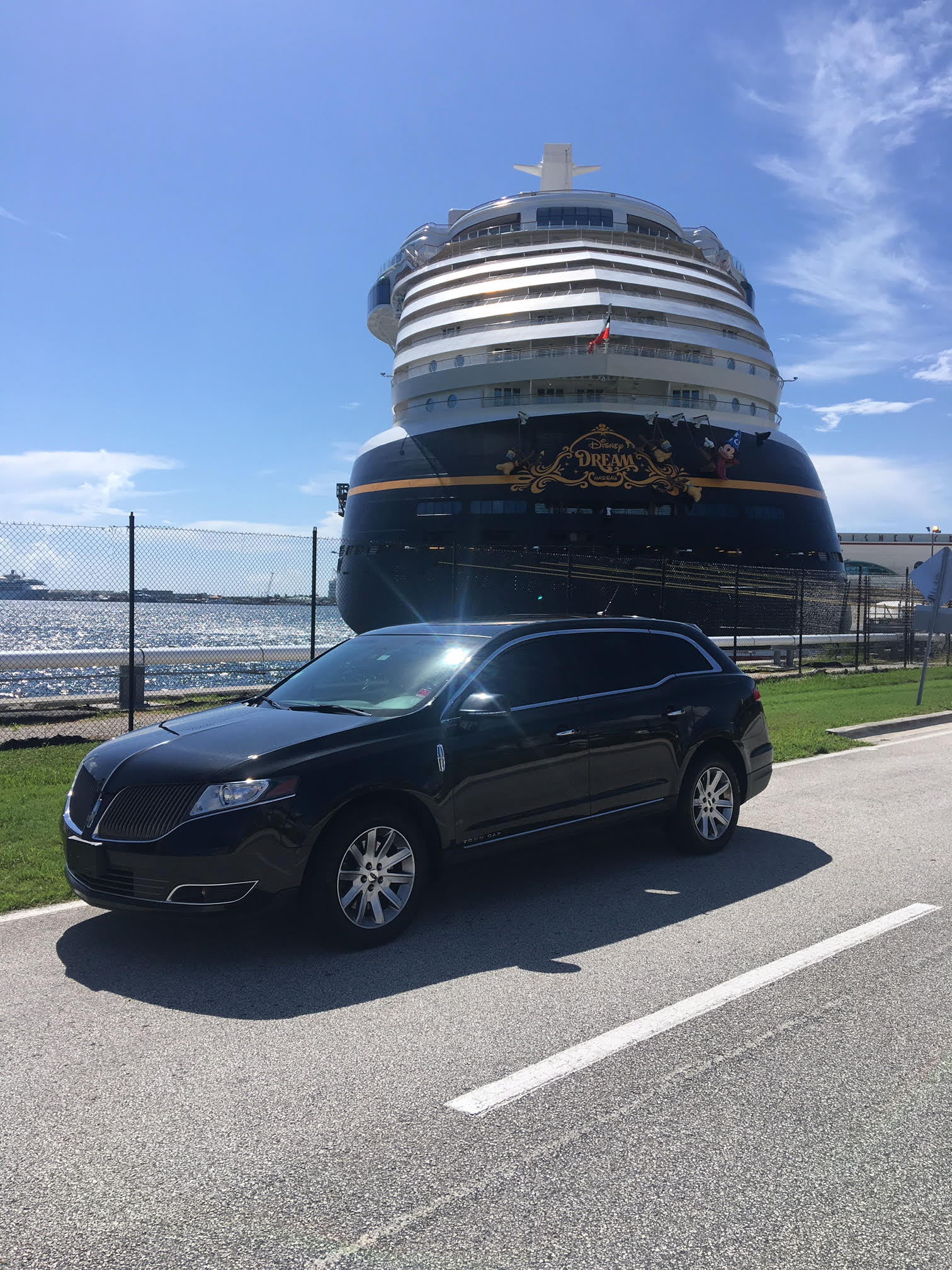Luxury sedan for Orlando private transportation